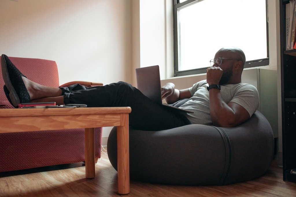 The Hidden Risks of Using AI as Your Therapist